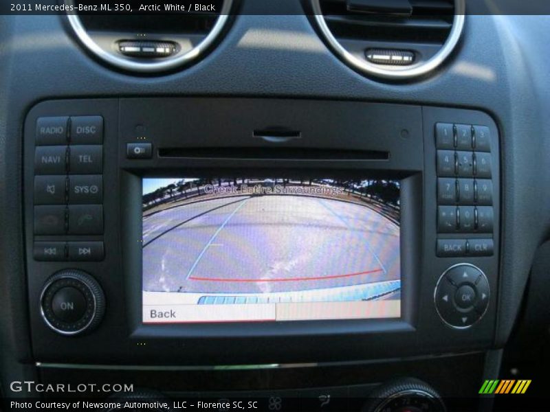 Arctic White / Black 2011 Mercedes-Benz ML 350