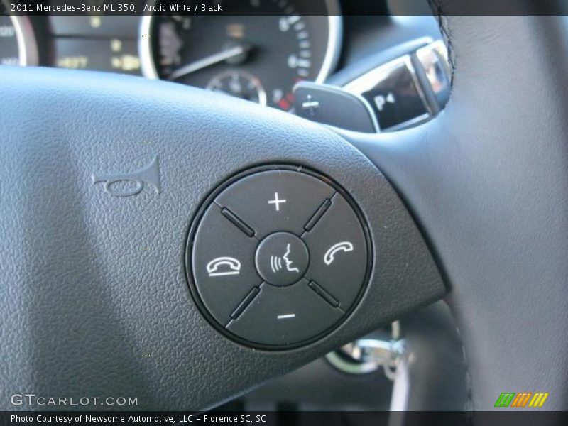 Arctic White / Black 2011 Mercedes-Benz ML 350