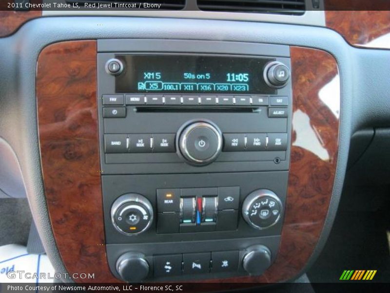 Controls of 2011 Tahoe LS