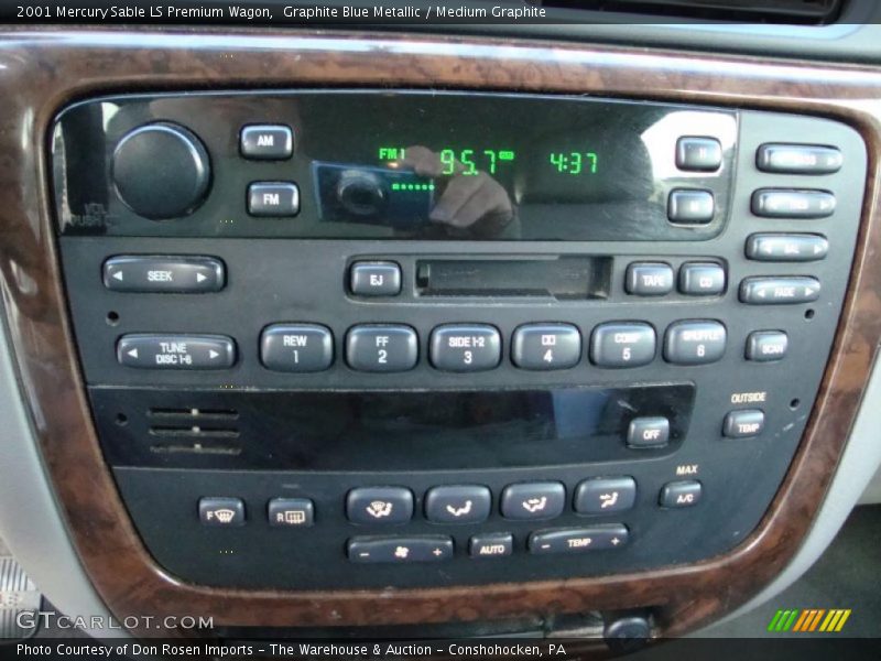Controls of 2001 Sable LS Premium Wagon