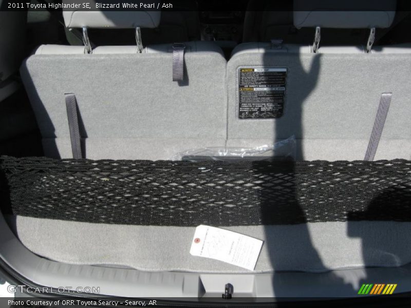 Blizzard White Pearl / Ash 2011 Toyota Highlander SE