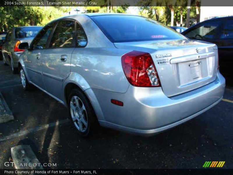 Titanium Silver Metallic / Gray 2004 Suzuki Forenza S