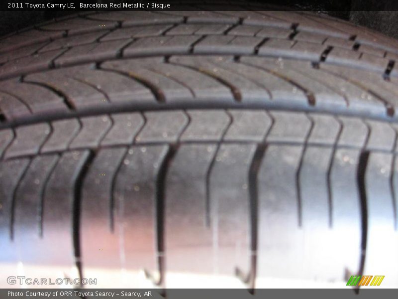Barcelona Red Metallic / Bisque 2011 Toyota Camry LE