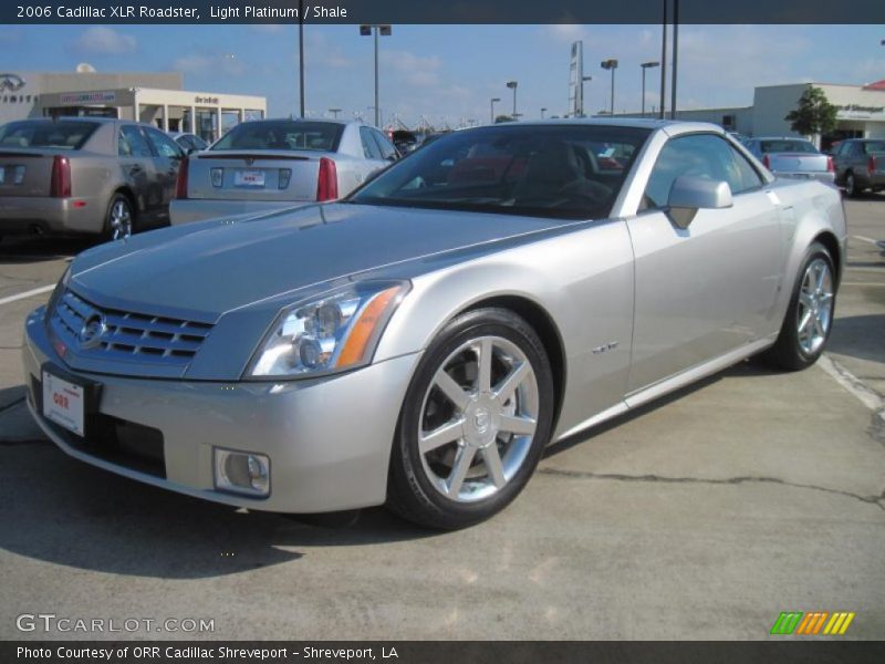 Front 3/4 View of 2006 XLR Roadster