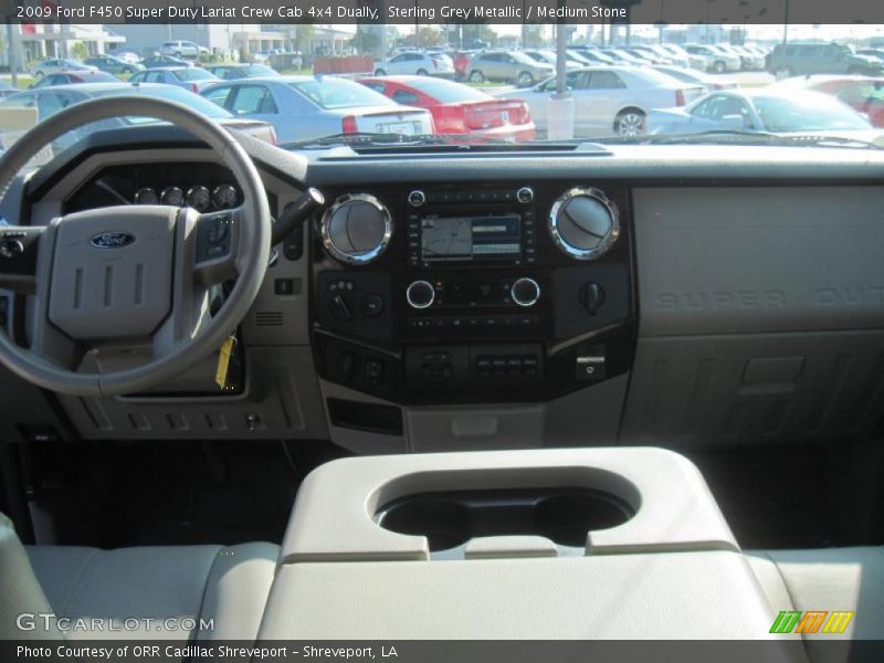 Dashboard of 2009 F450 Super Duty Lariat Crew Cab 4x4 Dually