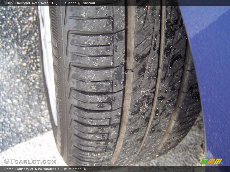 Blue Moon / Charcoal 2009 Chevrolet Aveo Aveo5 LT