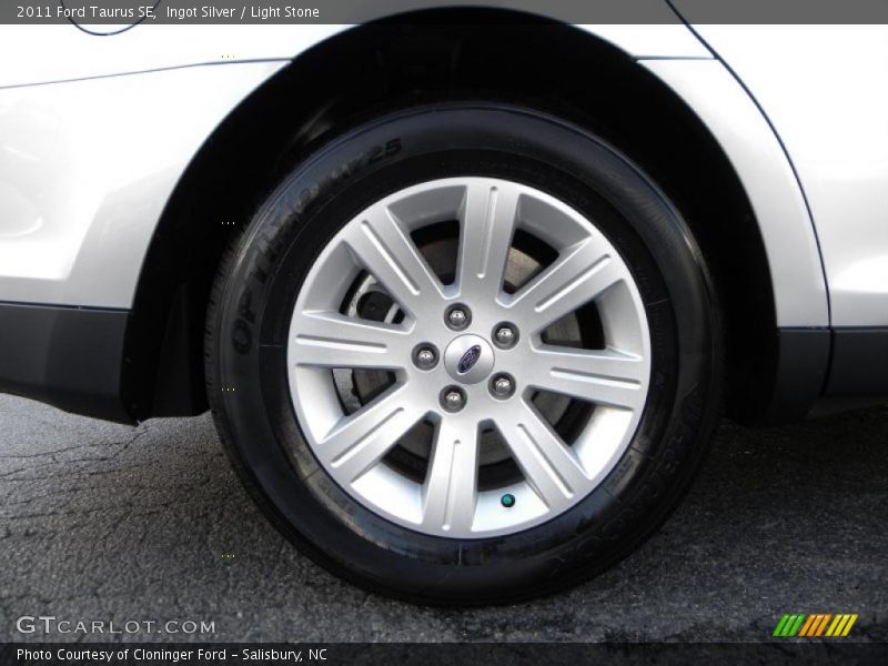  2011 Taurus SE Wheel