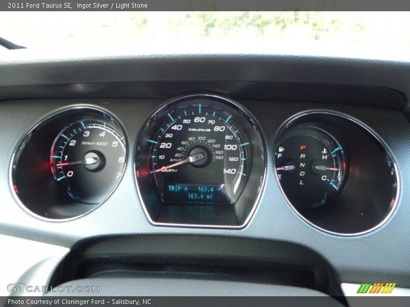  2011 Taurus SE SE Gauges