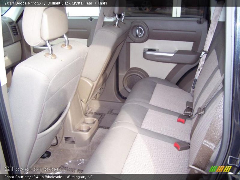  2010 Nitro SXT Khaki Interior