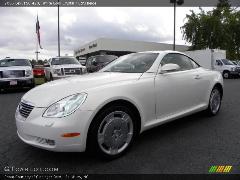 Front 3/4 View of 2005 SC 430