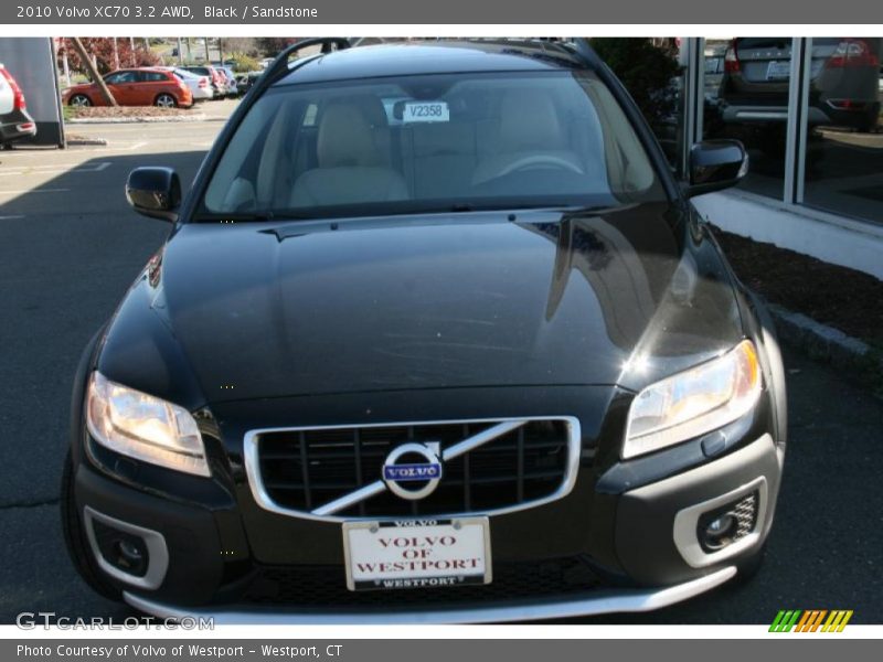Black / Sandstone 2010 Volvo XC70 3.2 AWD