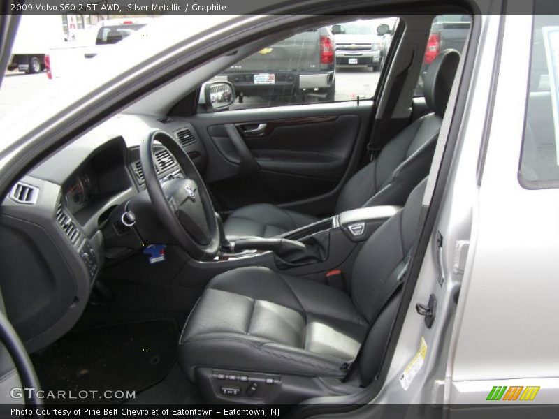  2009 S60 2.5T AWD Graphite Interior
