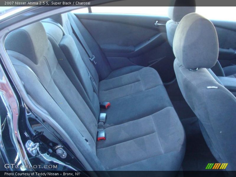 Super Black / Charcoal 2007 Nissan Altima 2.5 S
