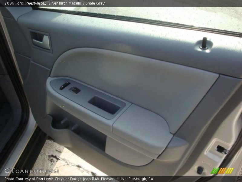Silver Birch Metallic / Shale Grey 2006 Ford Freestyle SE