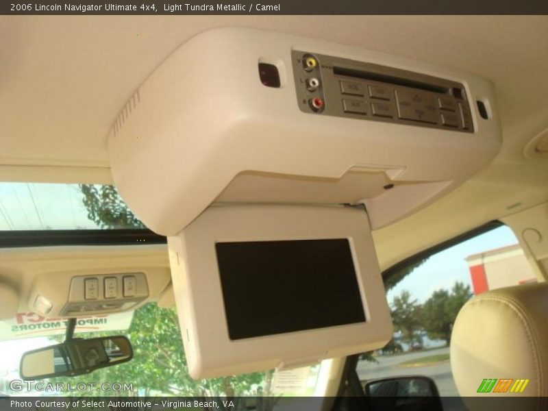 Light Tundra Metallic / Camel 2006 Lincoln Navigator Ultimate 4x4