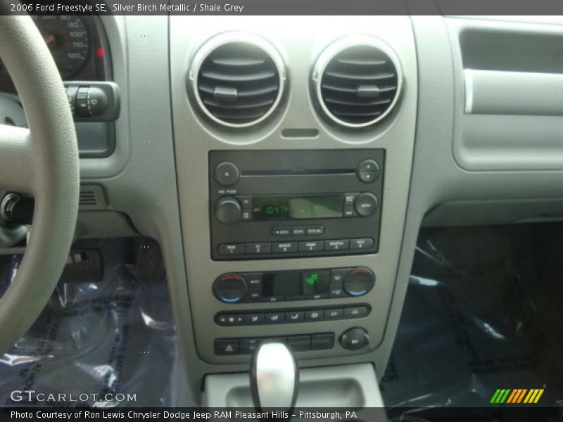 Controls of 2006 Freestyle SE
