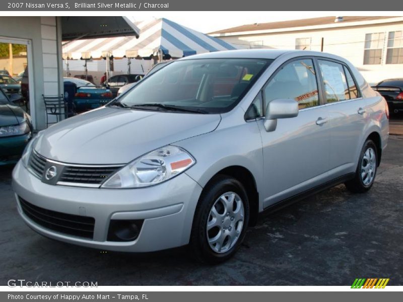 Brilliant Silver Metallic / Charcoal 2007 Nissan Versa S