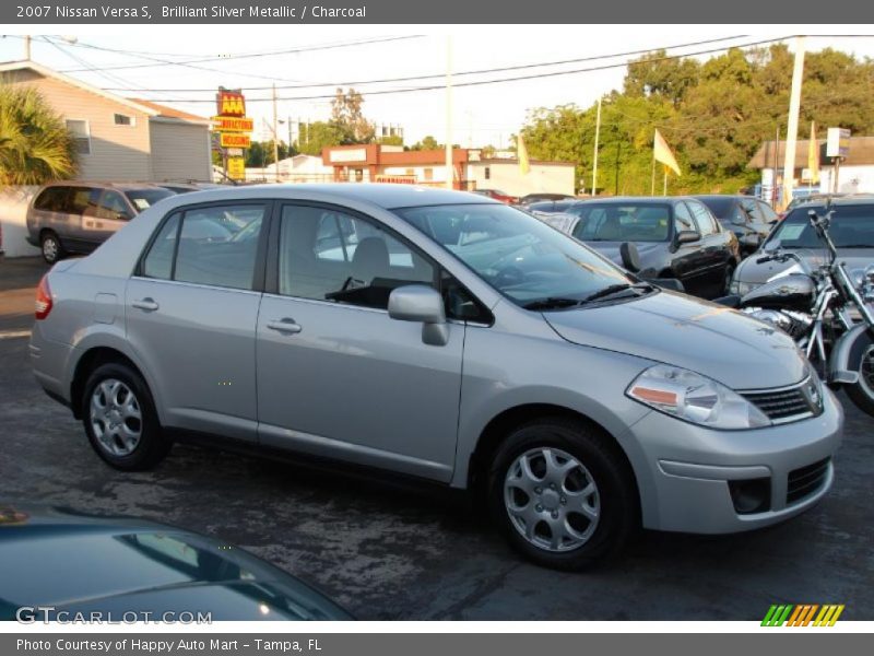 Brilliant Silver Metallic / Charcoal 2007 Nissan Versa S