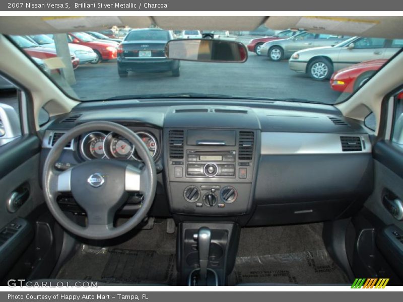 Brilliant Silver Metallic / Charcoal 2007 Nissan Versa S