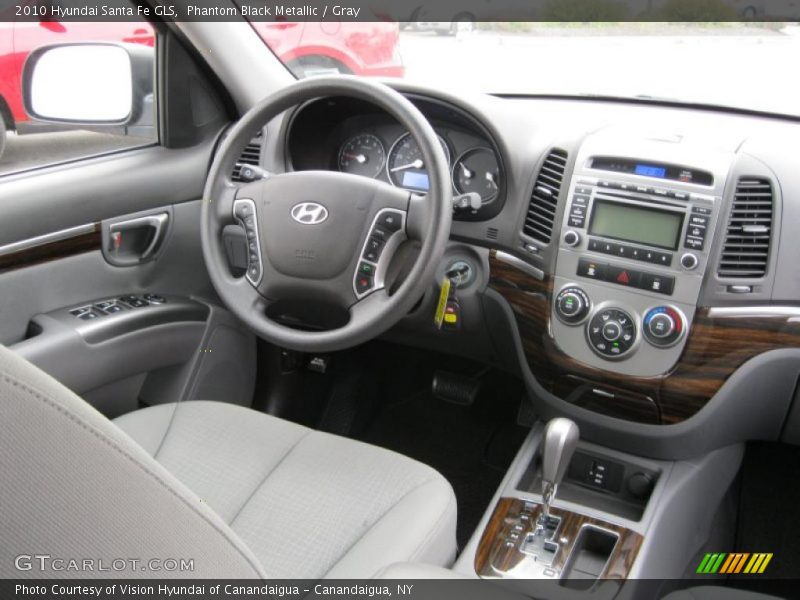 Phantom Black Metallic / Gray 2010 Hyundai Santa Fe GLS