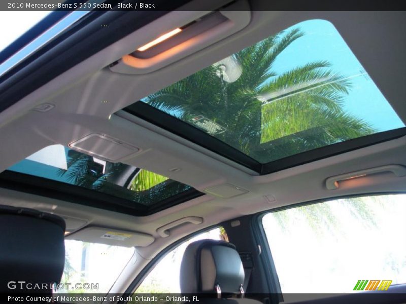 Sunroof of 2010 S 550 Sedan