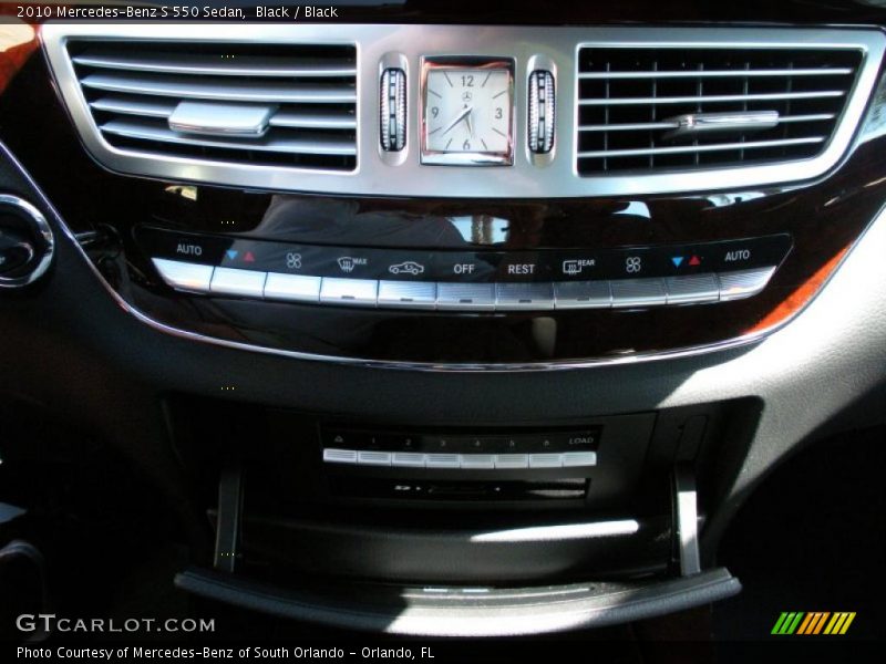 Controls of 2010 S 550 Sedan