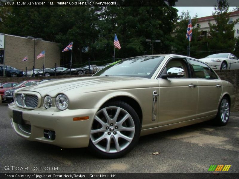 Winter Gold Metallic / Ivory/Mocha 2008 Jaguar XJ Vanden Plas