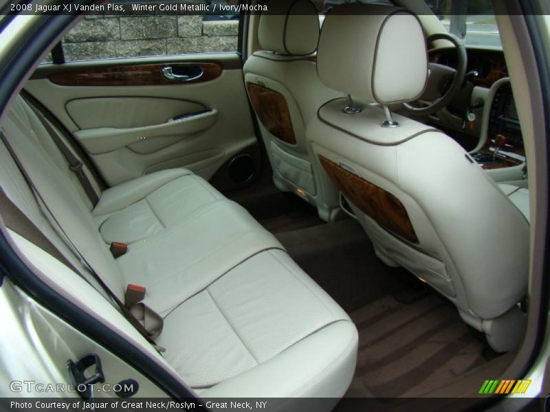  2008 XJ Vanden Plas Ivory/Mocha Interior
