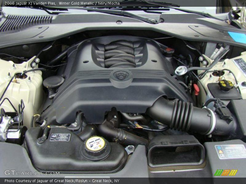  2008 XJ Vanden Plas Engine - 4.2 Liter DOHC 32-Valve VVT V8