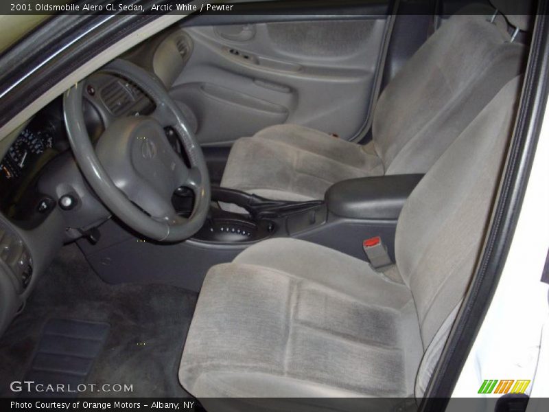 Arctic White / Pewter 2001 Oldsmobile Alero GL Sedan