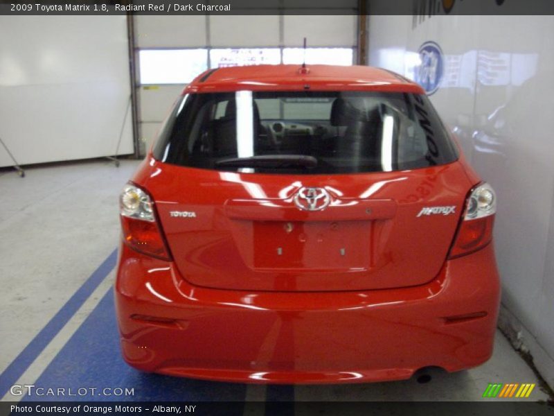 Radiant Red / Dark Charcoal 2009 Toyota Matrix 1.8