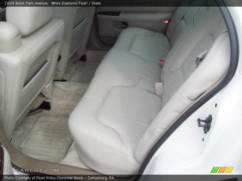  2004 Park Avenue  Shale Interior