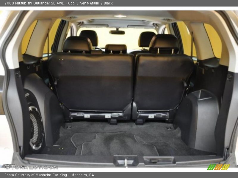  2008 Outlander SE 4WD Trunk