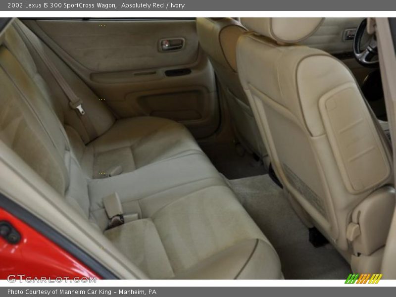  2002 IS 300 SportCross Wagon Ivory Interior