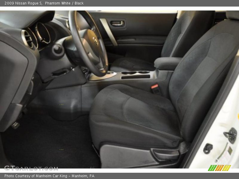 Phantom White / Black 2009 Nissan Rogue S