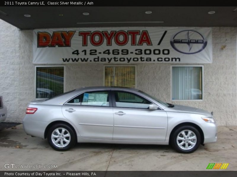 Classic Silver Metallic / Ash 2011 Toyota Camry LE