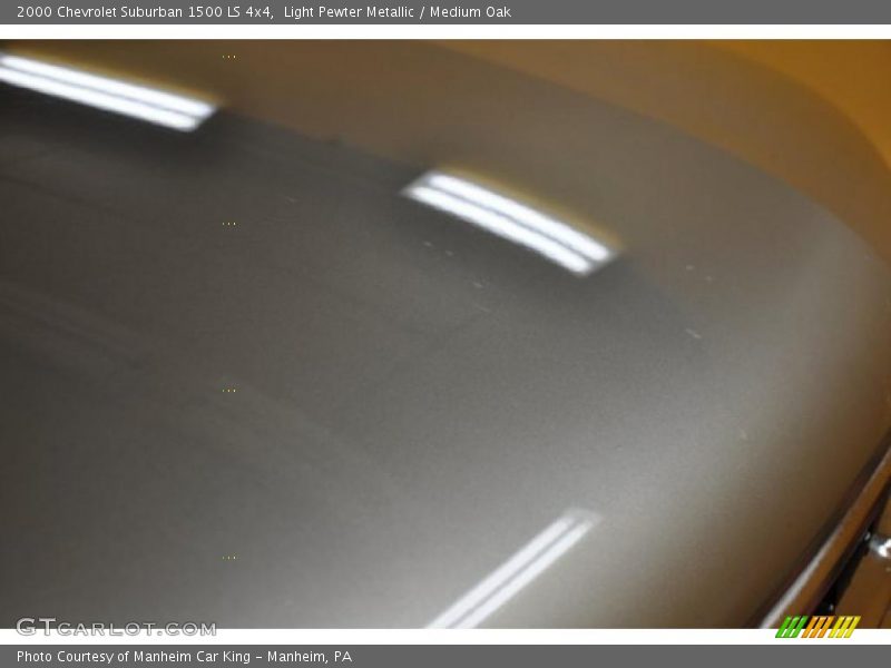 Light Pewter Metallic / Medium Oak 2000 Chevrolet Suburban 1500 LS 4x4