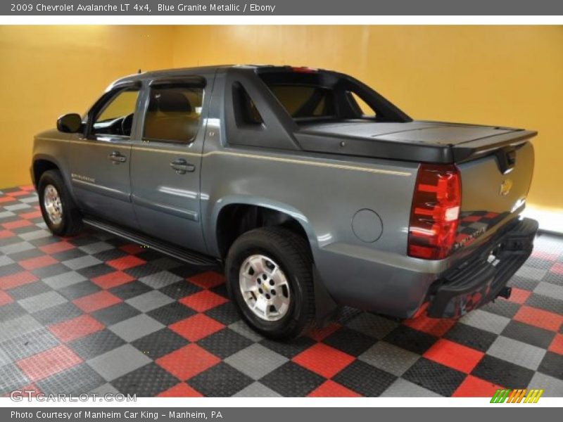 Blue Granite Metallic / Ebony 2009 Chevrolet Avalanche LT 4x4