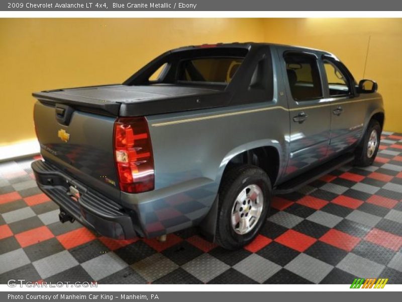 Blue Granite Metallic / Ebony 2009 Chevrolet Avalanche LT 4x4