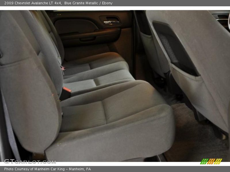 Blue Granite Metallic / Ebony 2009 Chevrolet Avalanche LT 4x4