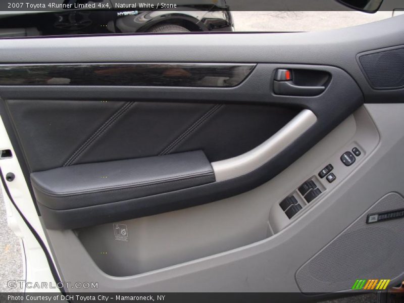 Door Panel of 2007 4Runner Limited 4x4