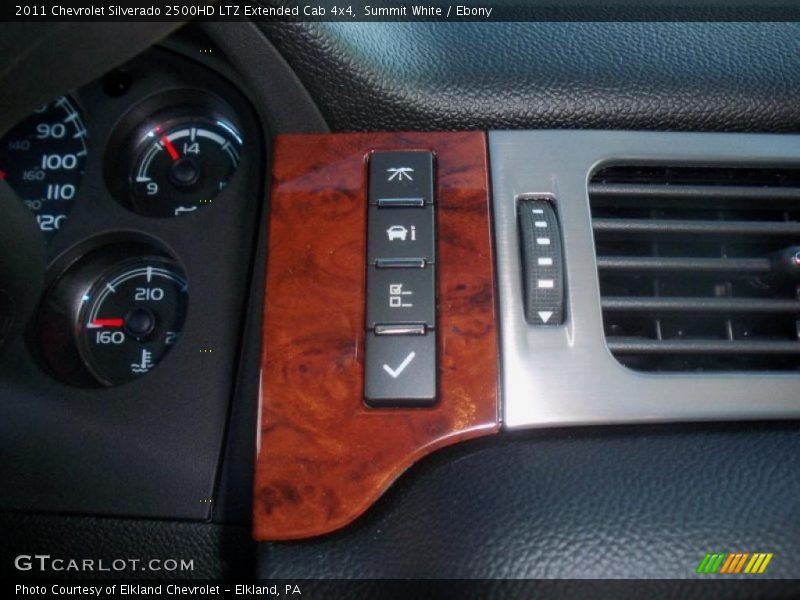 Summit White / Ebony 2011 Chevrolet Silverado 2500HD LTZ Extended Cab 4x4