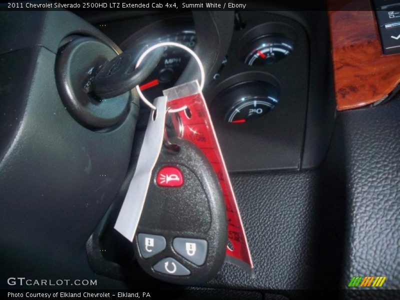 Summit White / Ebony 2011 Chevrolet Silverado 2500HD LTZ Extended Cab 4x4
