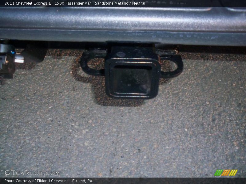 Sandstone Metallic / Neutral 2011 Chevrolet Express LT 1500 Passenger Van