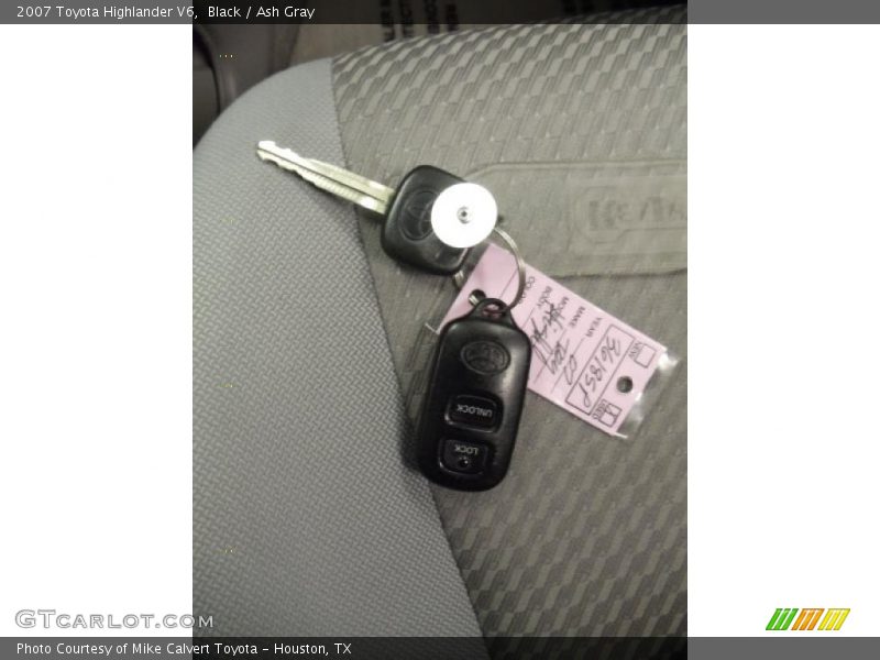 Black / Ash Gray 2007 Toyota Highlander V6