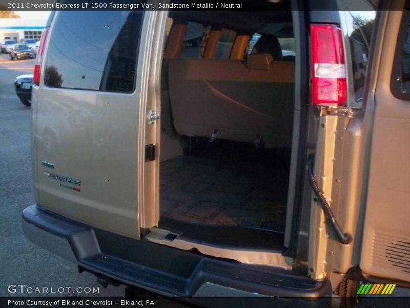 Sandstone Metallic / Neutral 2011 Chevrolet Express LT 1500 Passenger Van