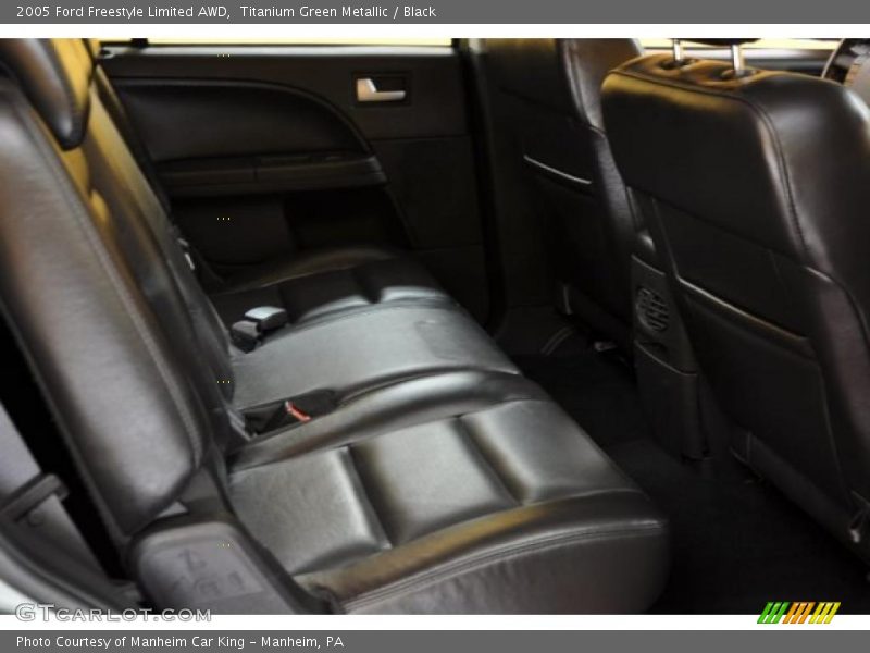 Titanium Green Metallic / Black 2005 Ford Freestyle Limited AWD
