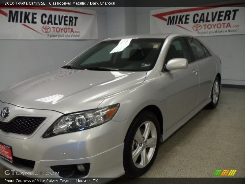 Classic Silver Metallic / Dark Charcoal 2010 Toyota Camry SE