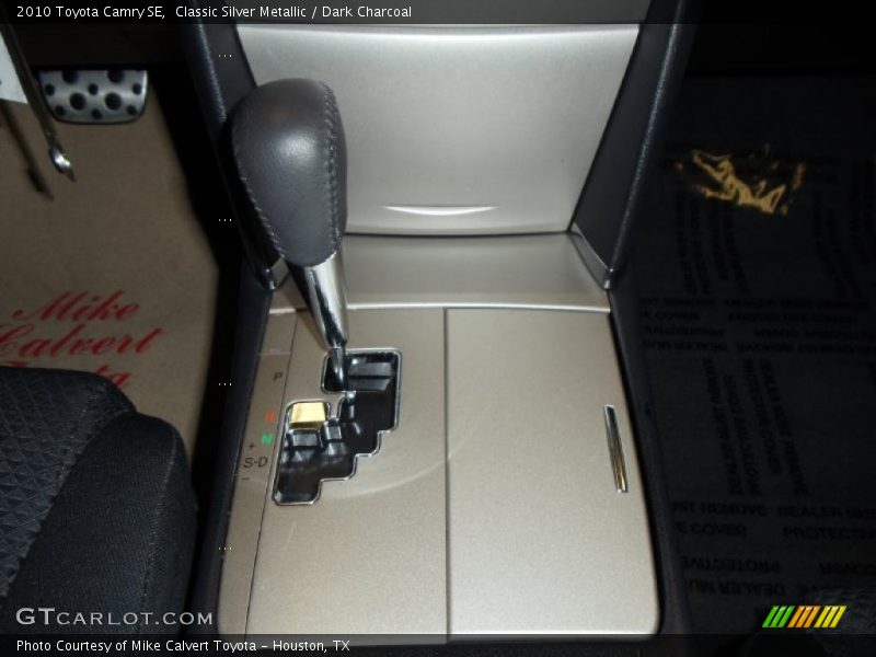 Classic Silver Metallic / Dark Charcoal 2010 Toyota Camry SE