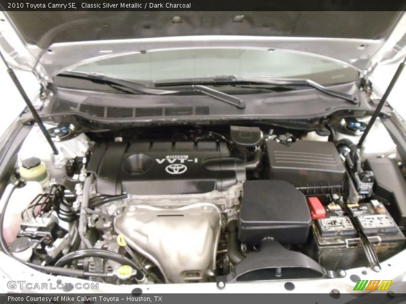 Classic Silver Metallic / Dark Charcoal 2010 Toyota Camry SE